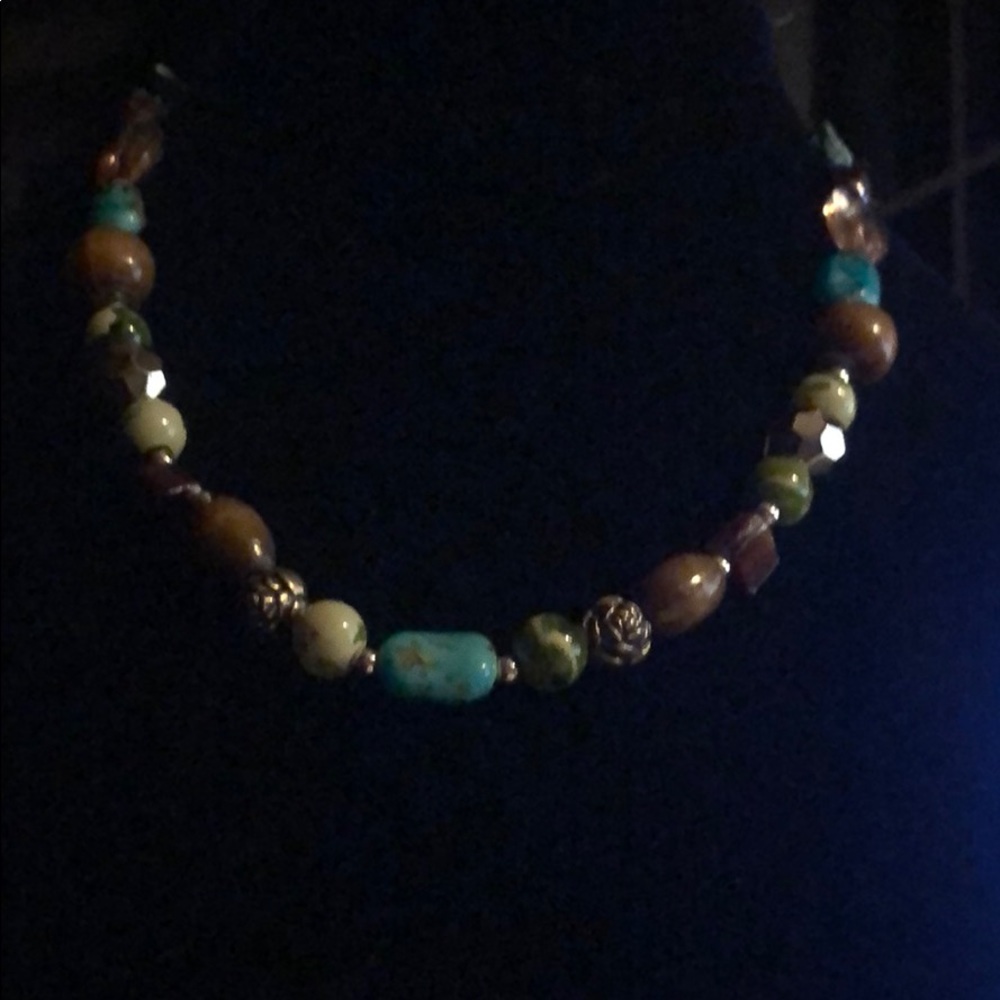 Fun necklace - Picture 3 of 3